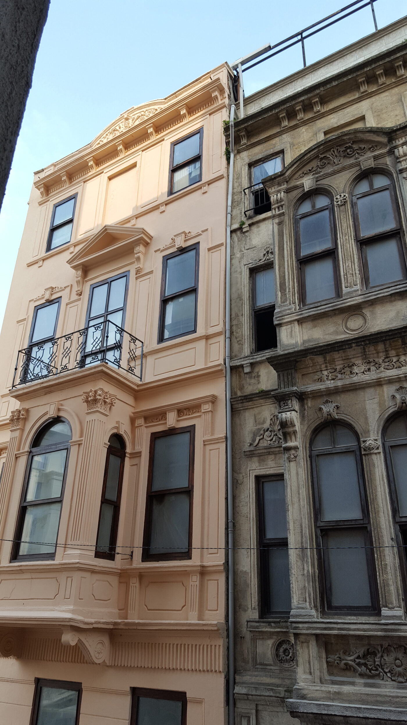 Beyoğlu tescilli yapı cephe restorasyonu